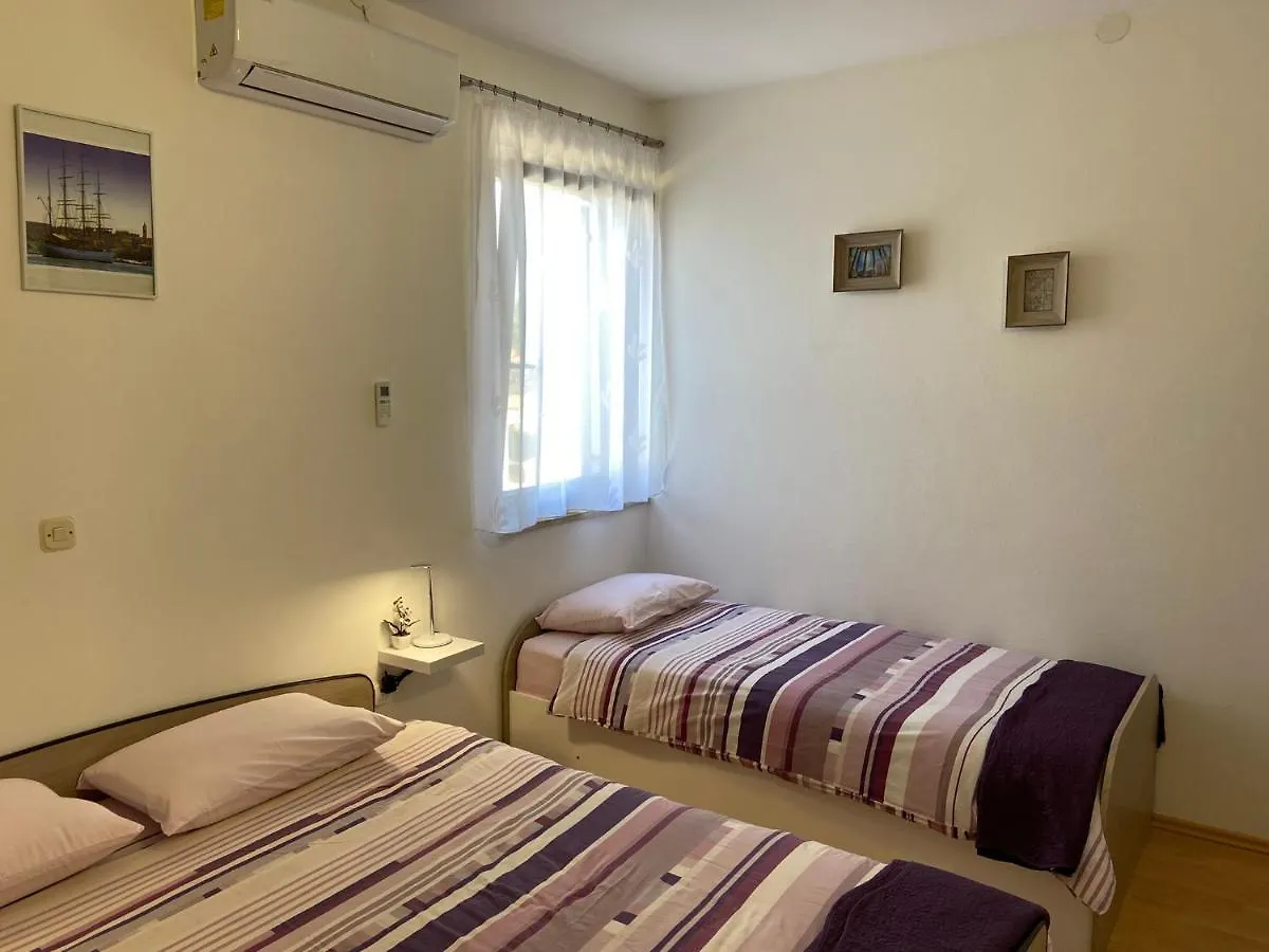 Apartment Madis & Free Bikes Пула